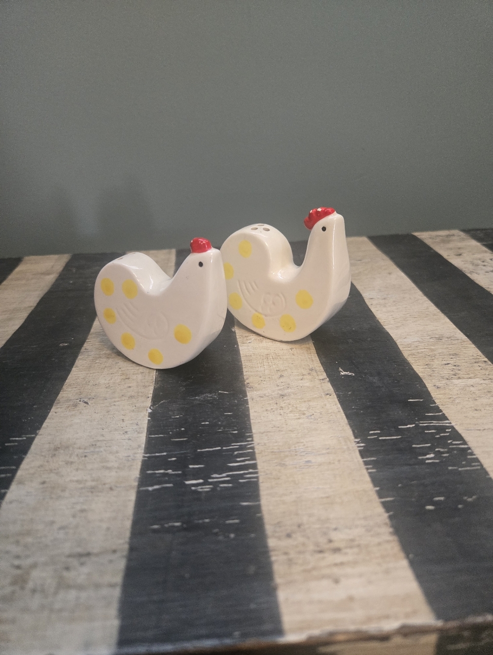 Vintage Japanese White And Polka Dot Rooster Salt And Pepper Shakers